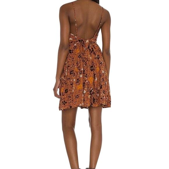 Free People Dresses & Skirts - Free People Revolve Kaley 6 tie back textured mini sun dress D3 3516